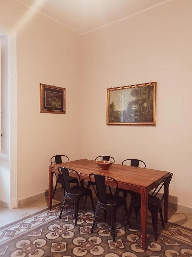La Casa Di Isidoro Apartment Naples
